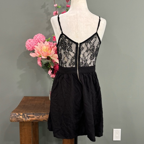 Forever 21 Dress - Picture 3 of 12